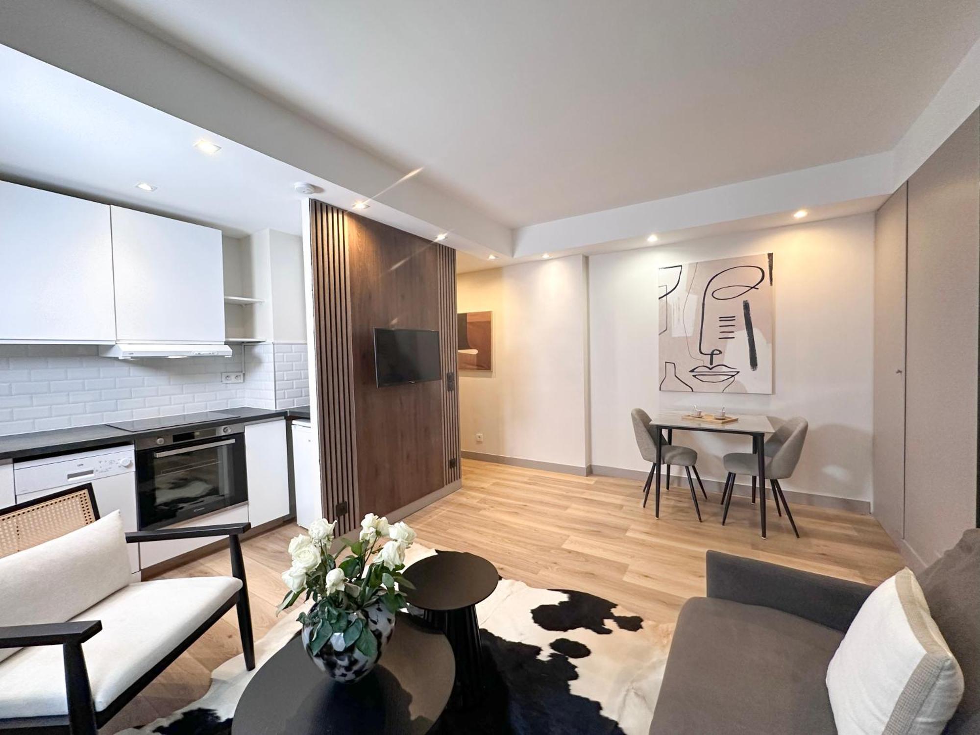 Beautiful Loft In Champs-Elysees Paris Exterior photo